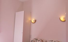Casa Monica Cargese - Roseroom - Chambre D Hote